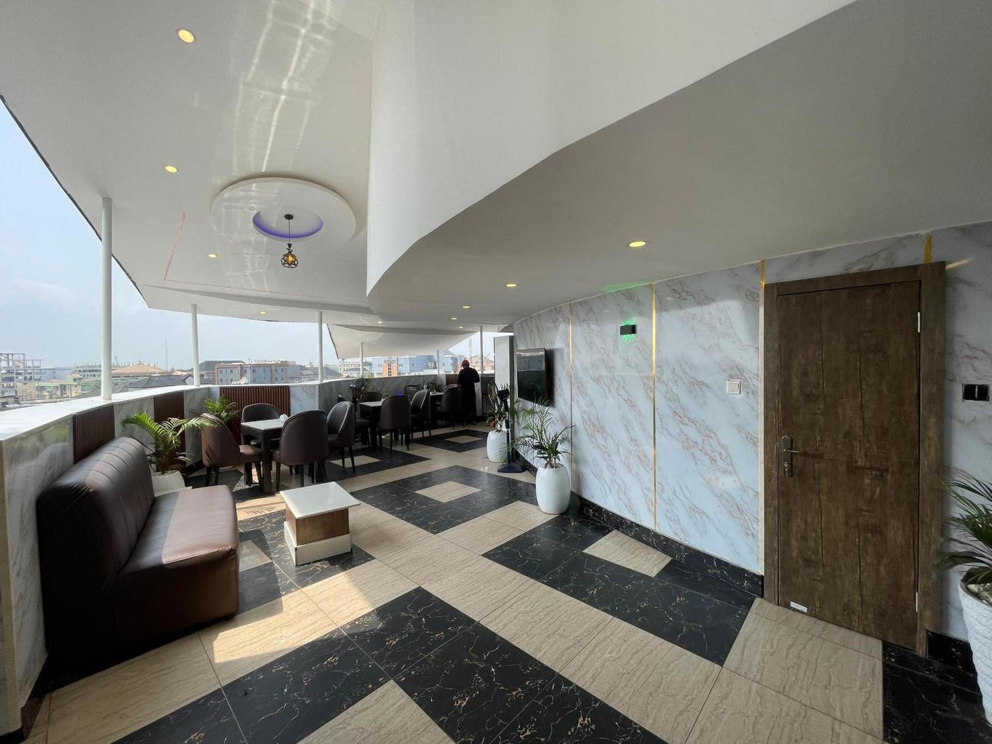 Presken Hotel At International Airport Road Ikeja Exterior foto
